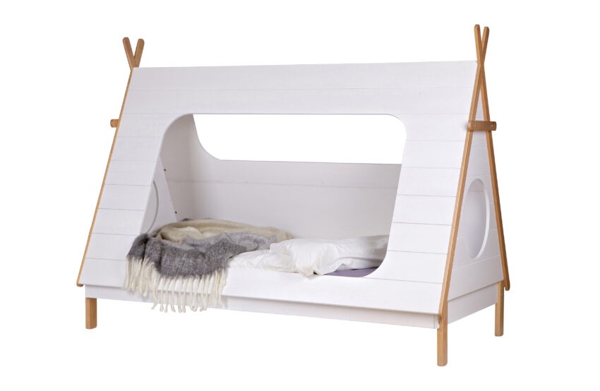 WOOOD Dřevěná postel TIPI bílá